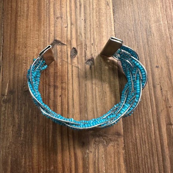 Turquoise Beaded Bracelet - Picture 4 of 6